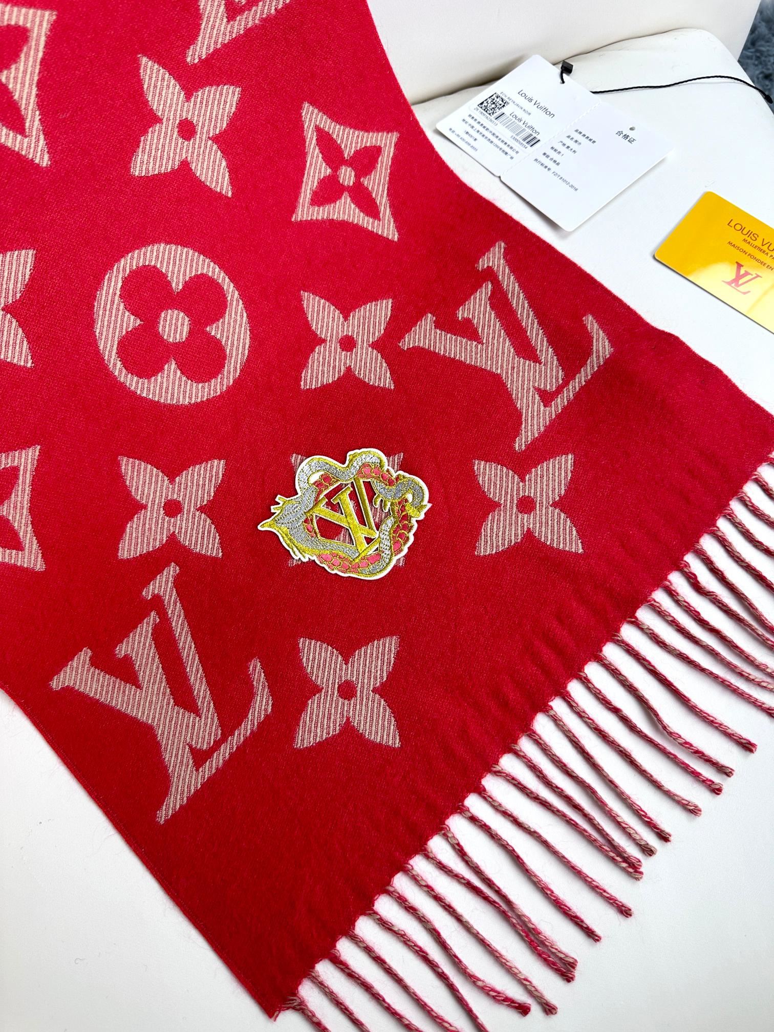 Louis Vuitton Scarf